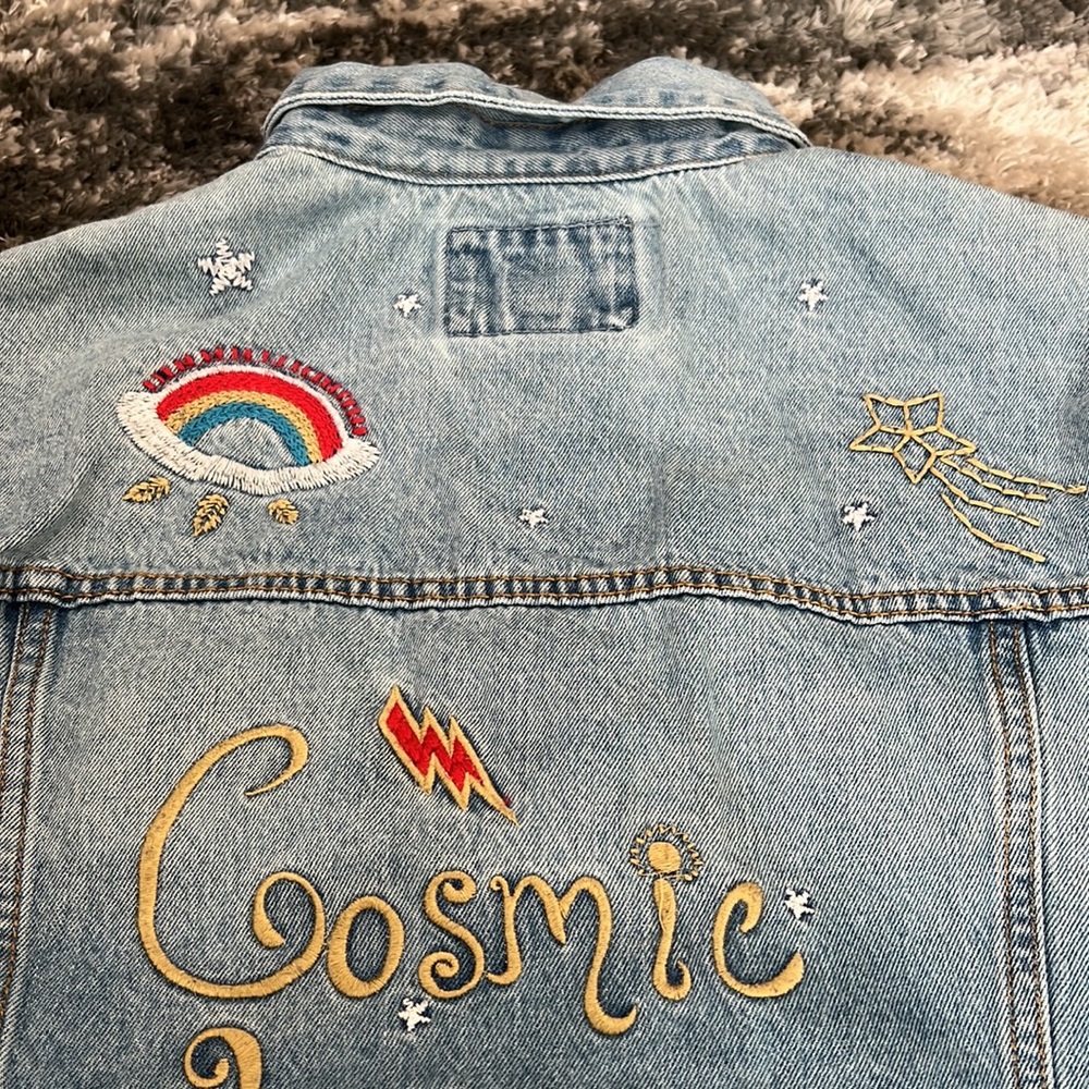 Forever 21 Jean jacket with embroidery “Cosmic World” size M - Picture 7 of 8